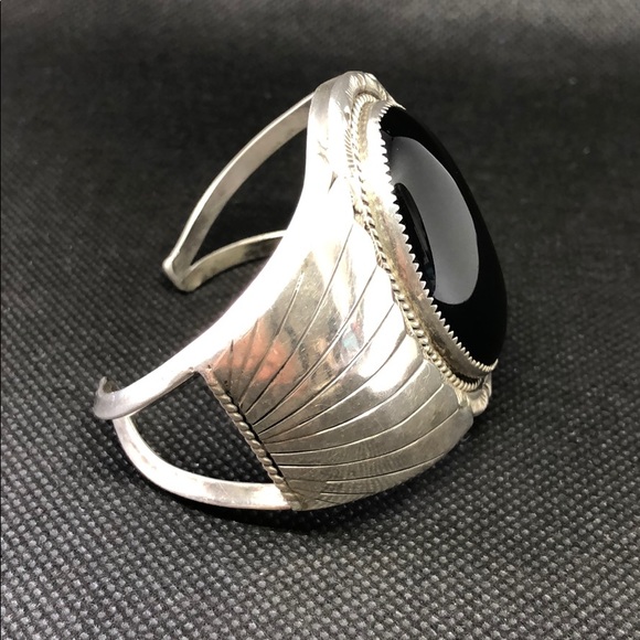 Native American Navajo large ónix cuff bracelet - Picture 3 of 8